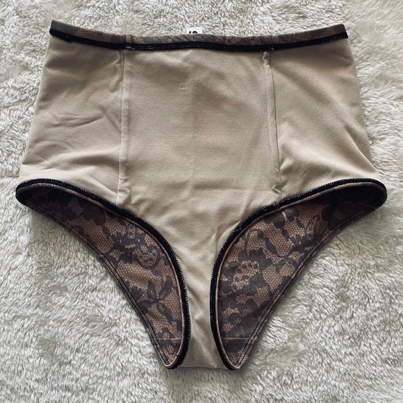 AmericanApparel 2-Piece Nude/Lace Pattern Swimsuit - Picture 8 of 9